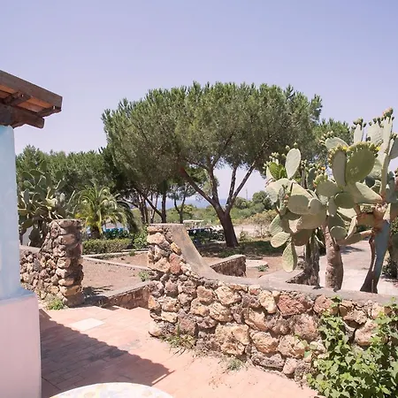 Hotel apartamentowy Holiday Eolie Village Vulcano (Isola)