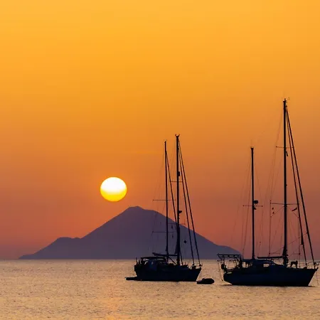 Holiday Eolie Village Apart Otel Vulcano (Isola)