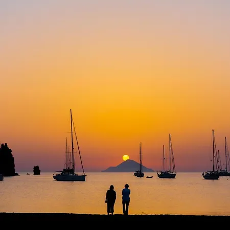 Holiday Eolie Village *