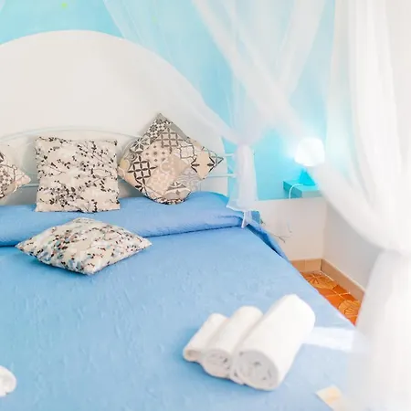 Holiday Eolie Village Apart Otel *