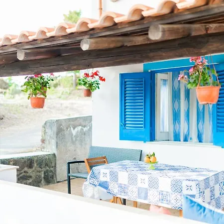 Holiday Eolie Village Appart hôtel *